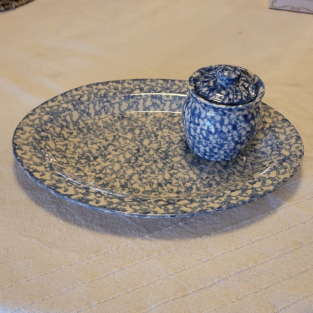 Gerald E. Henn 13" Blue Sponged Platter & Sugar Bowl Excellent Condition